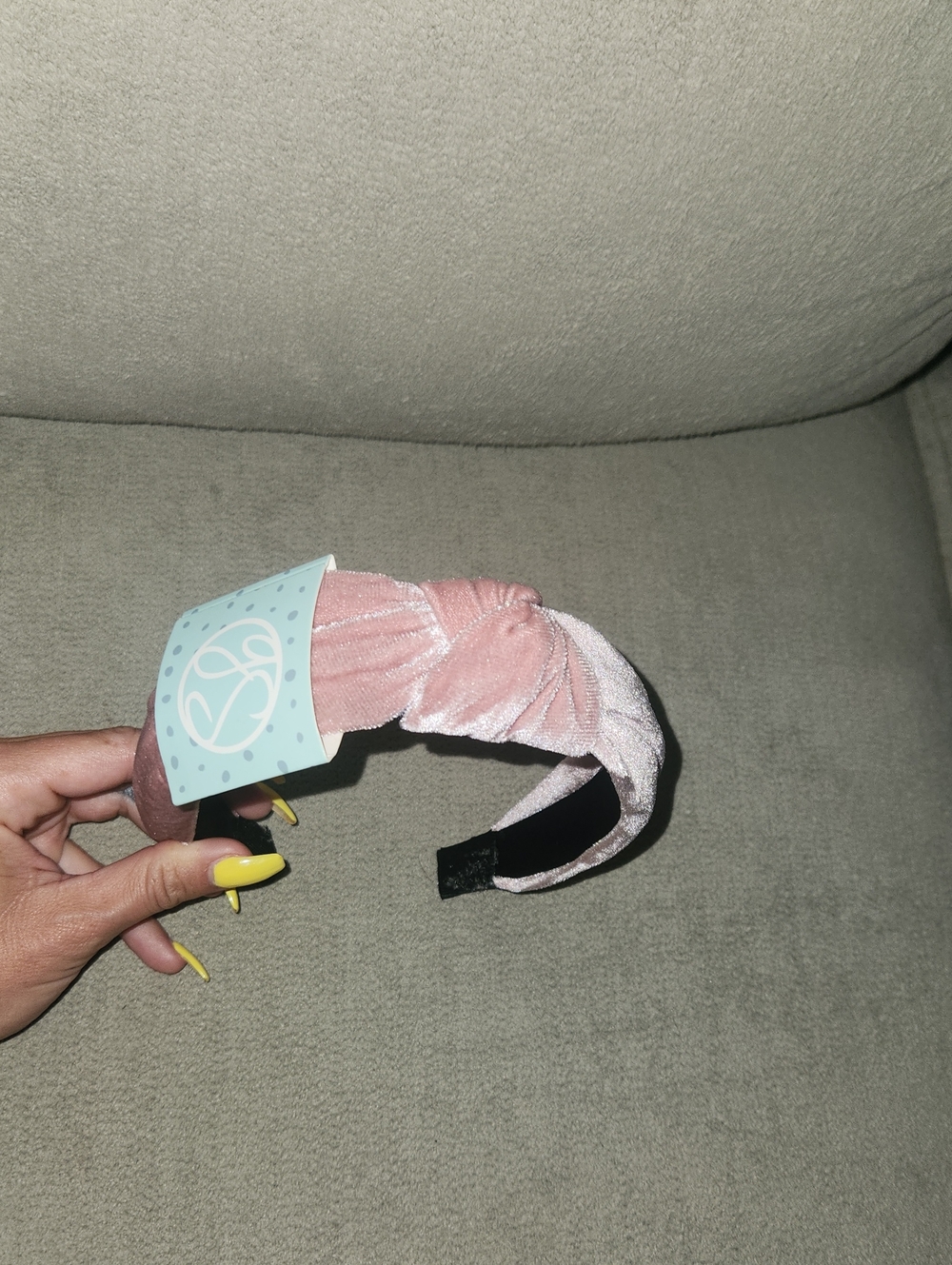 *BRAND NEW* Velvet Twist Headband - Pink